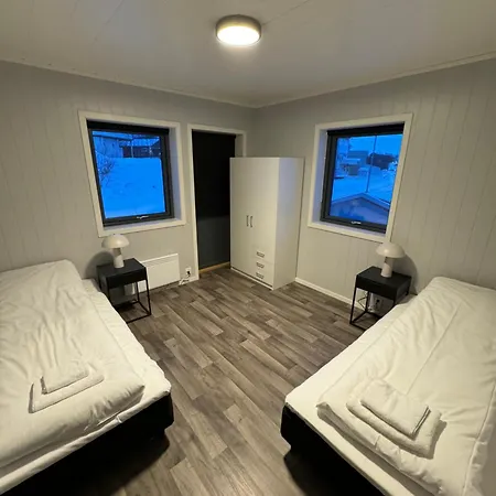 דירה Arctic Sea Breeze קירקנס